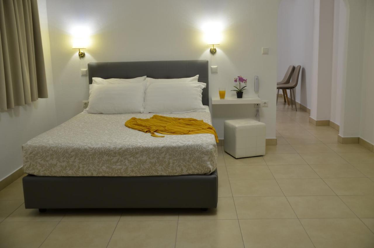 Niovi Hotel Fira  Eksteriør billede